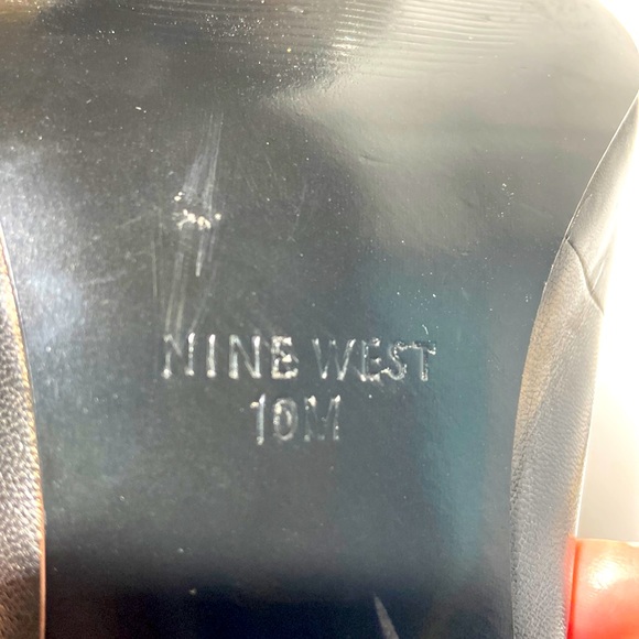 Nine West Leather Sling Back Heels. Size 10M. - Picture 7 of 8